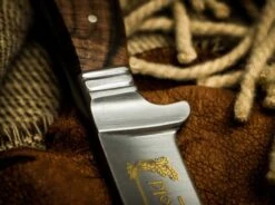 Nicker 11 Jäger Gold -Böker boeker manufaktur solingen nicker 11 jaeger gold 121534 4 1280x1280