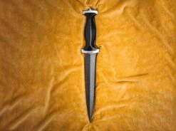 Schweizer Dolch Mosaikdamast 11 Schweizer Dolch Mosaikdamast -Böker boeker manufaktur solingen schweizer dolch mosaikdamast 121554dam 4 1280x1280